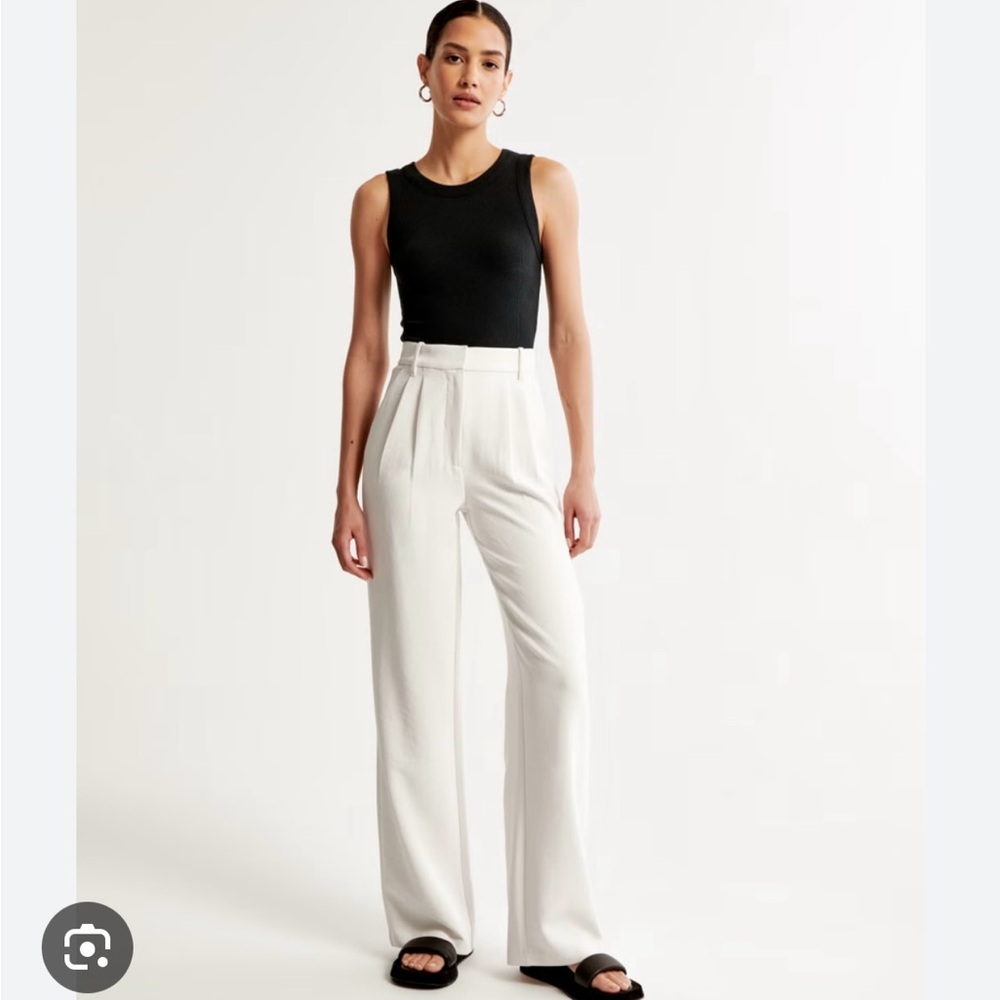 A&F Women’s Sloane Tailored Premium Crepe Pant in Cream